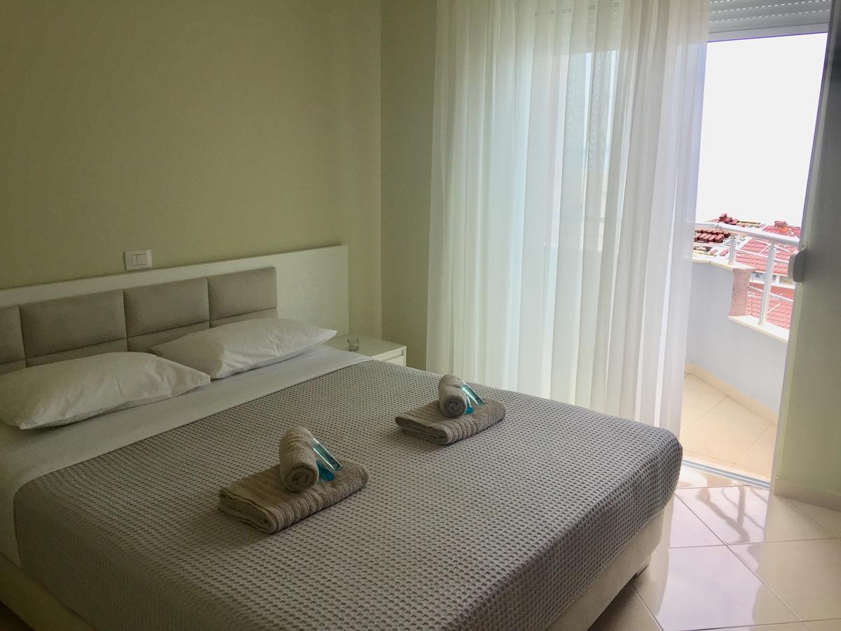 Skyfall Apartment Sarande Exterior photo